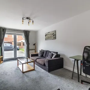 2 Bedroom Flat, Glasshoughton , Castleford United Kingdom